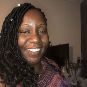 Meet your Posher, Clarie